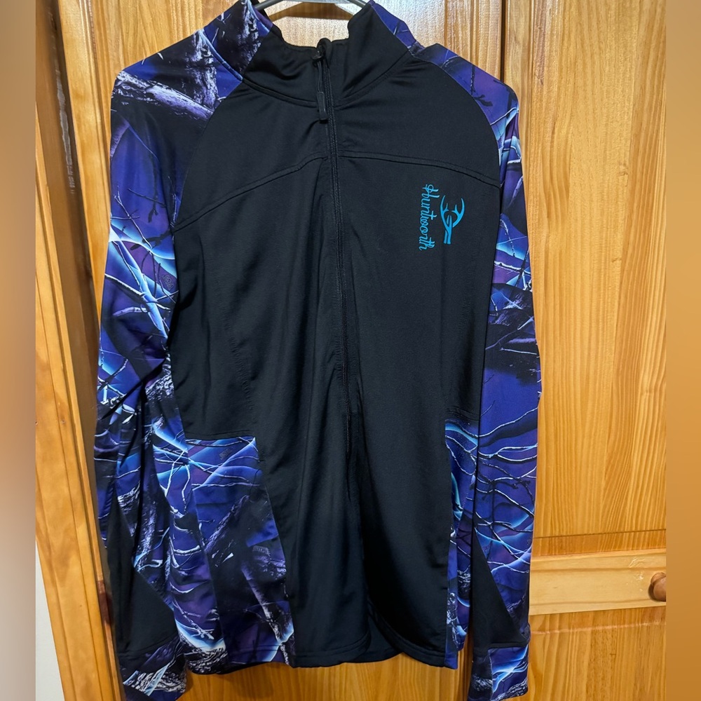 Long sleeve zip up top